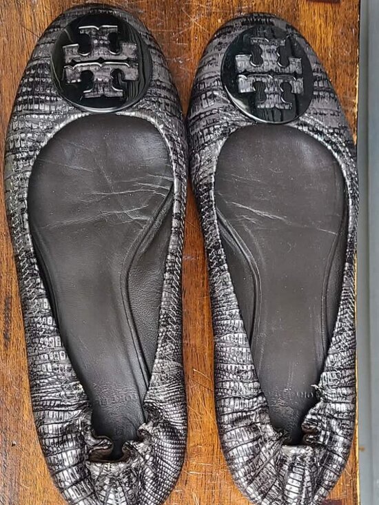 Tory Burch Reva Black Silver Snake Print Leather Ballet Flats size 8M main image 9